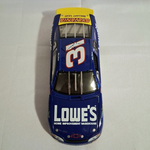 1999 Mike Skinner #31 Lowe's Monte Carlo Elite 1 of 1,000 1:24 Scale Diecast Car - Picture 8 of 10